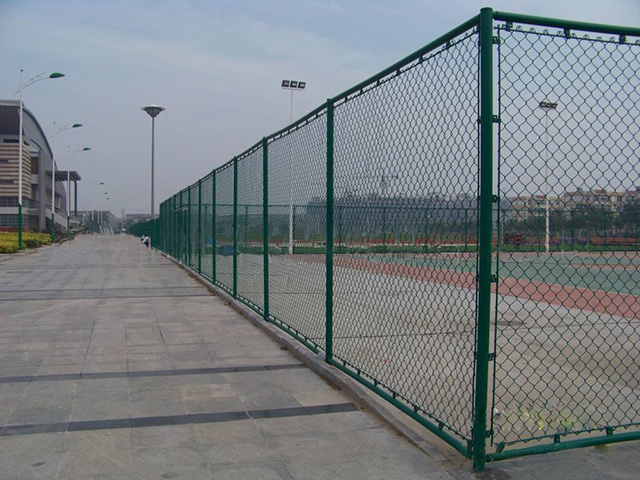 球場<a href=http://www.catalyticsinc.com target=_blank class=infotextkey><a href=http://www.catalyticsinc.com target=_blank class=infotextkey>圍欄</a>網(wǎng)</a>