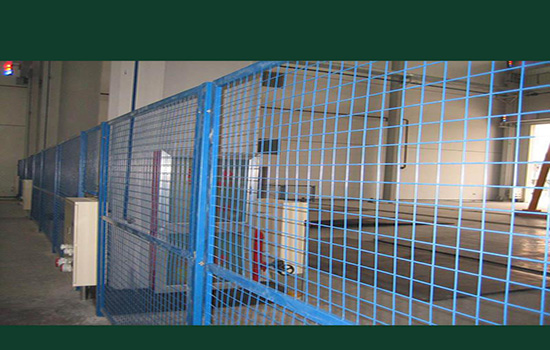 電焊<a href=http://www.catalyticsinc.com target=_blank class=infotextkey>護(hù)欄網(wǎng)</a>