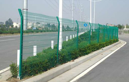 高速路<a href=http://www.catalyticsinc.com target=_blank class=infotextkey>護(hù)欄網(wǎng)</a>