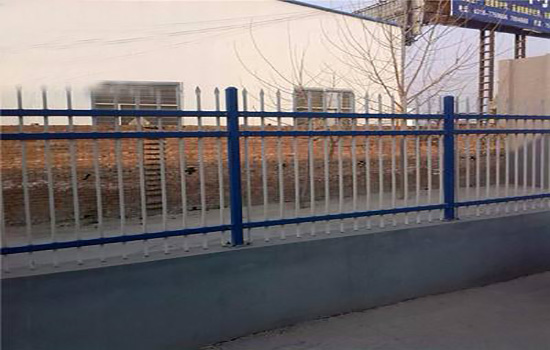 噴塑<a href=http://www.catalyticsinc.com target=_blank class=infotextkey>護(hù)欄</a>
