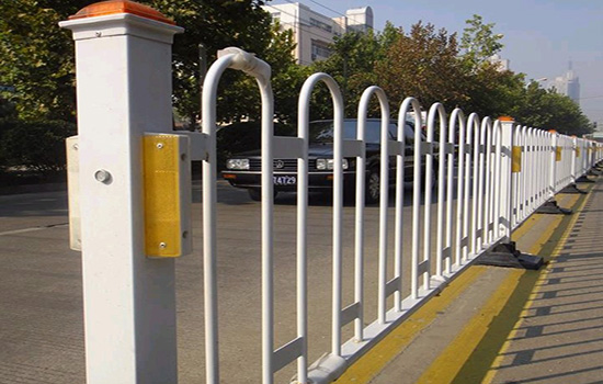 京式道路<a href=http://www.catalyticsinc.com target=_blank class=infotextkey>護欄</a>