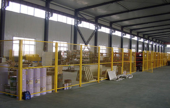 車間隔離<a href=http://www.catalyticsinc.com target=_blank class=infotextkey>護欄</a>